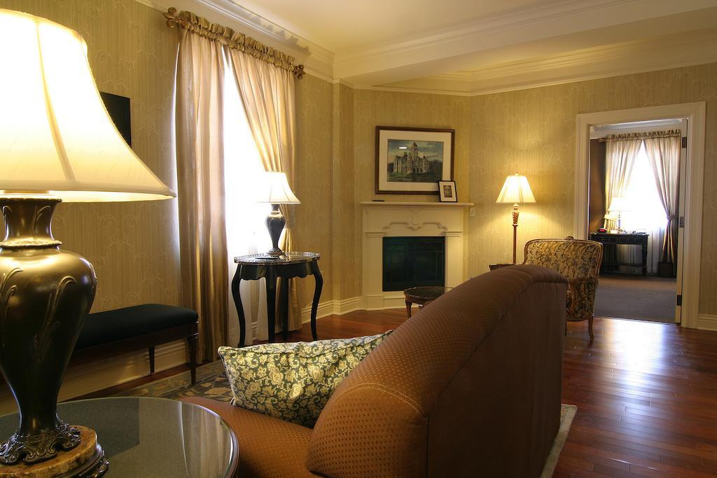 Wabash Charley Creek Inn מראה חיצוני תמונה