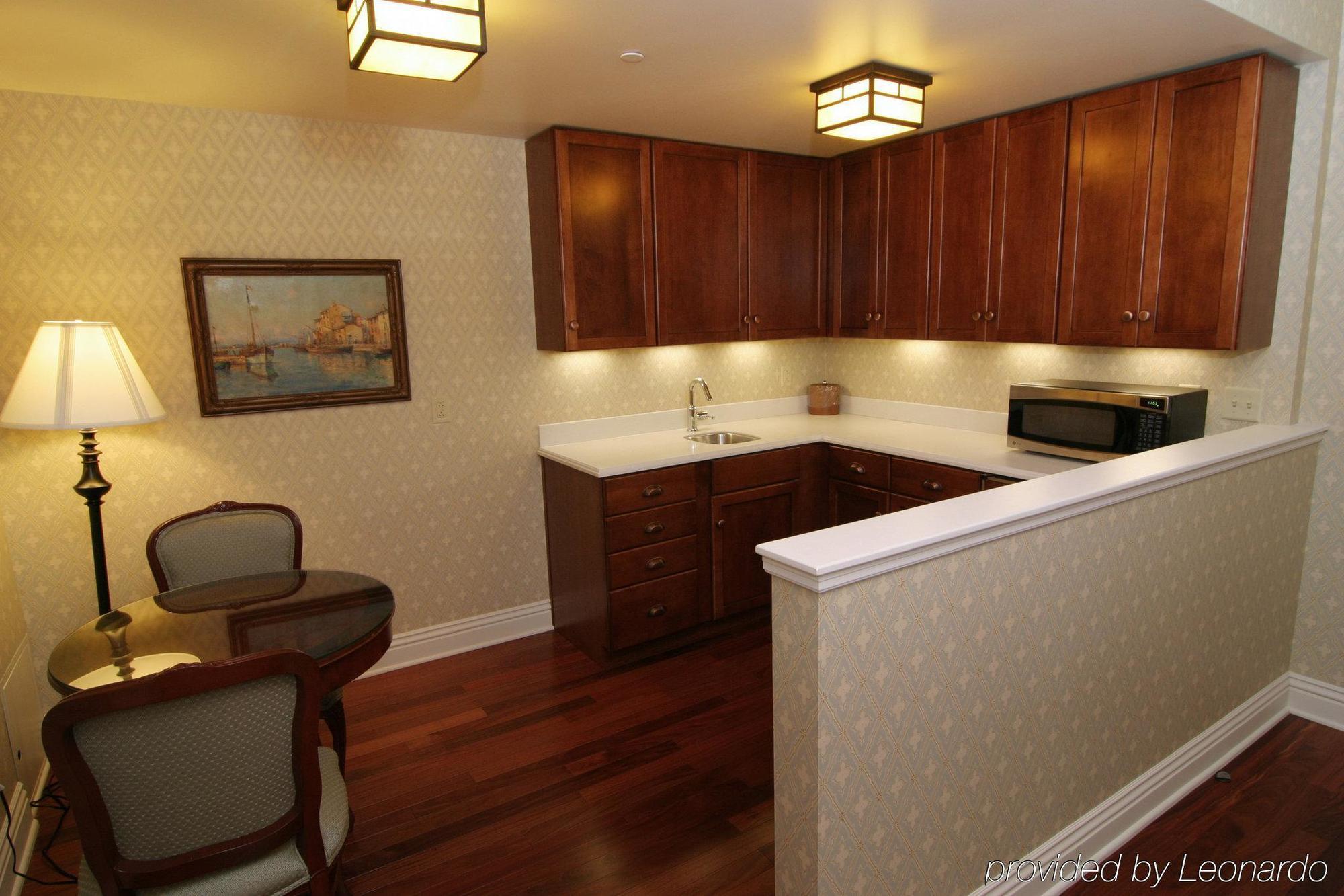 Wabash Charley Creek Inn מראה חיצוני תמונה