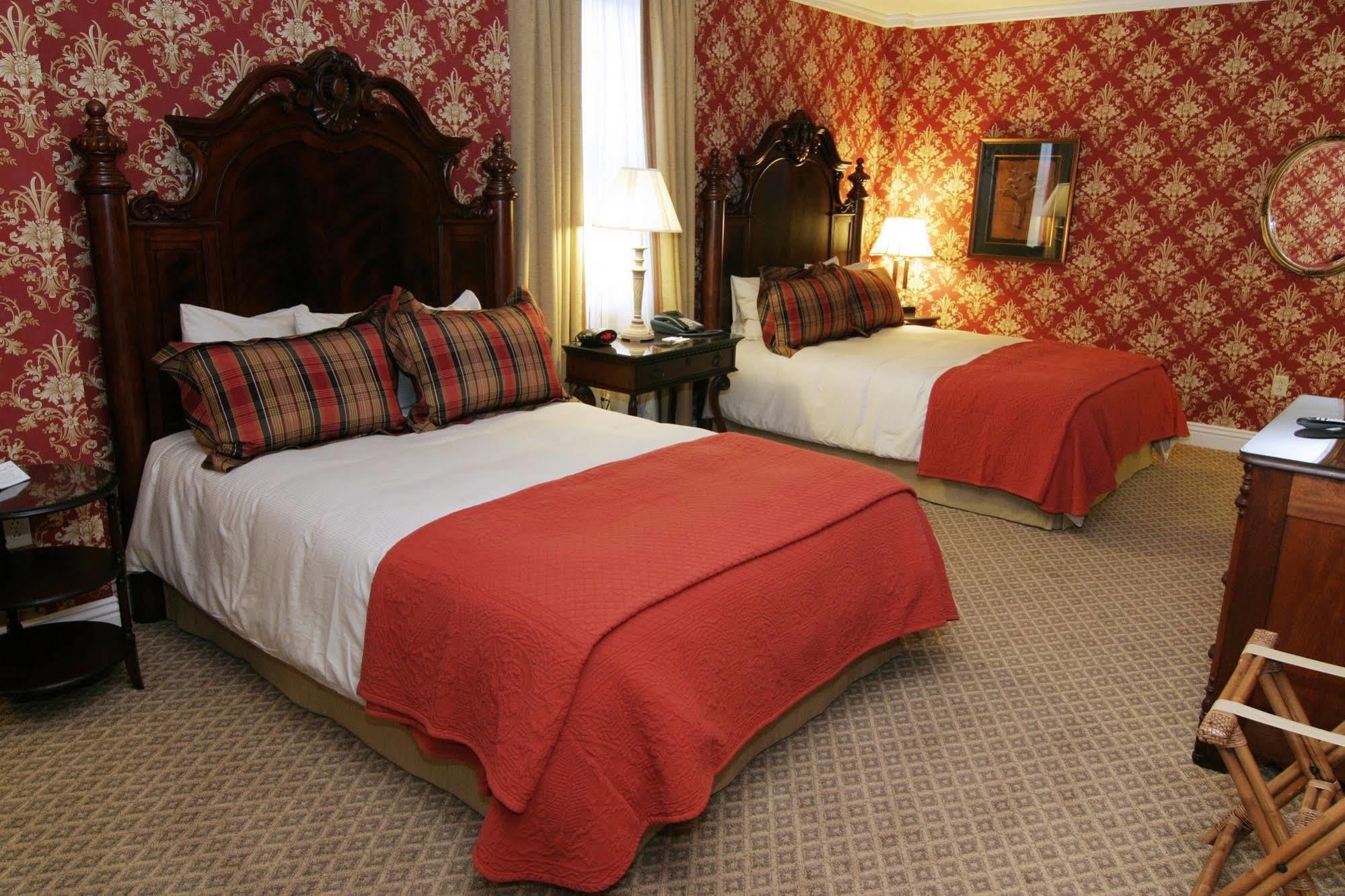 Wabash Charley Creek Inn מראה חיצוני תמונה