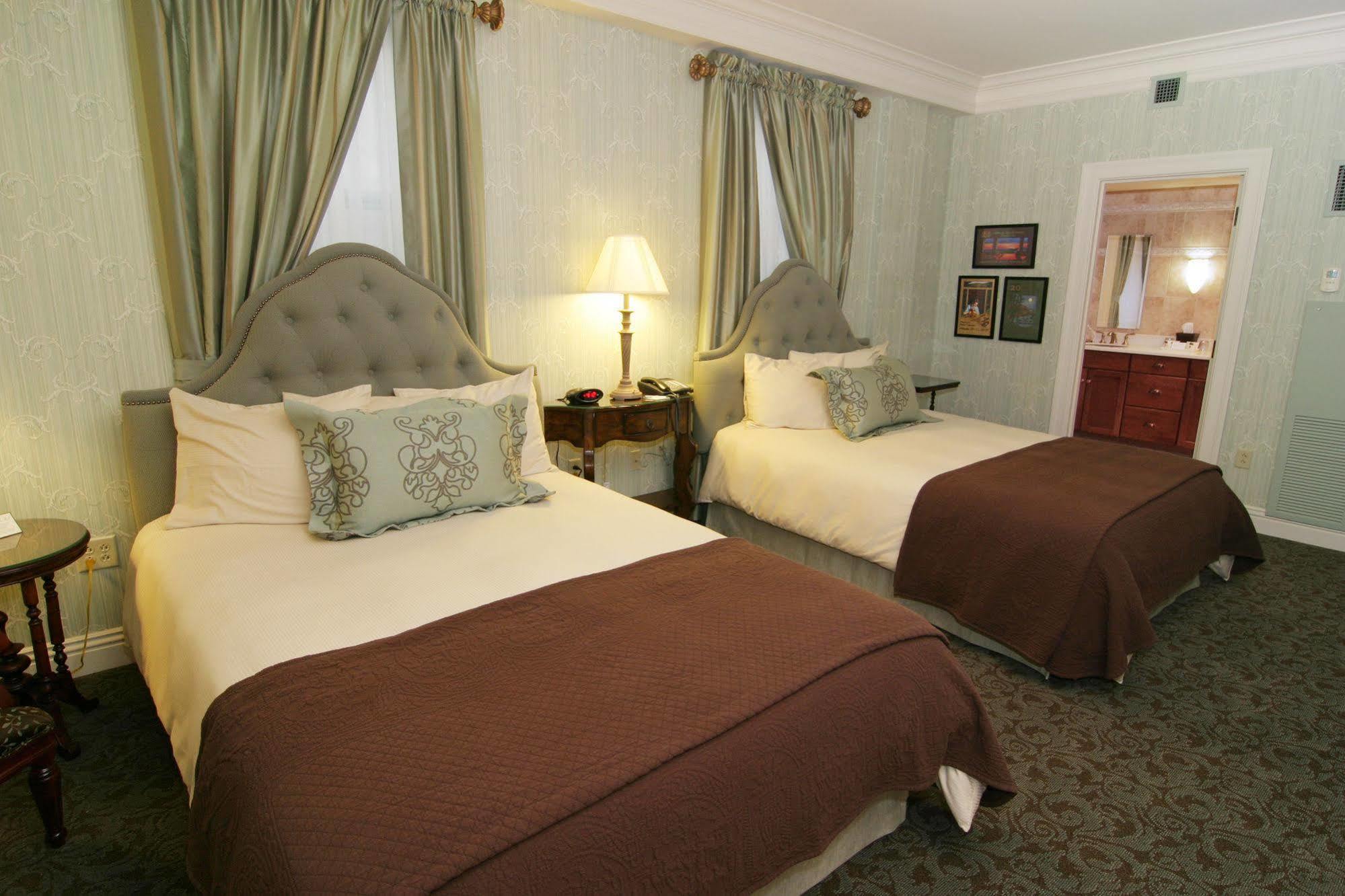 Wabash Charley Creek Inn מראה חיצוני תמונה