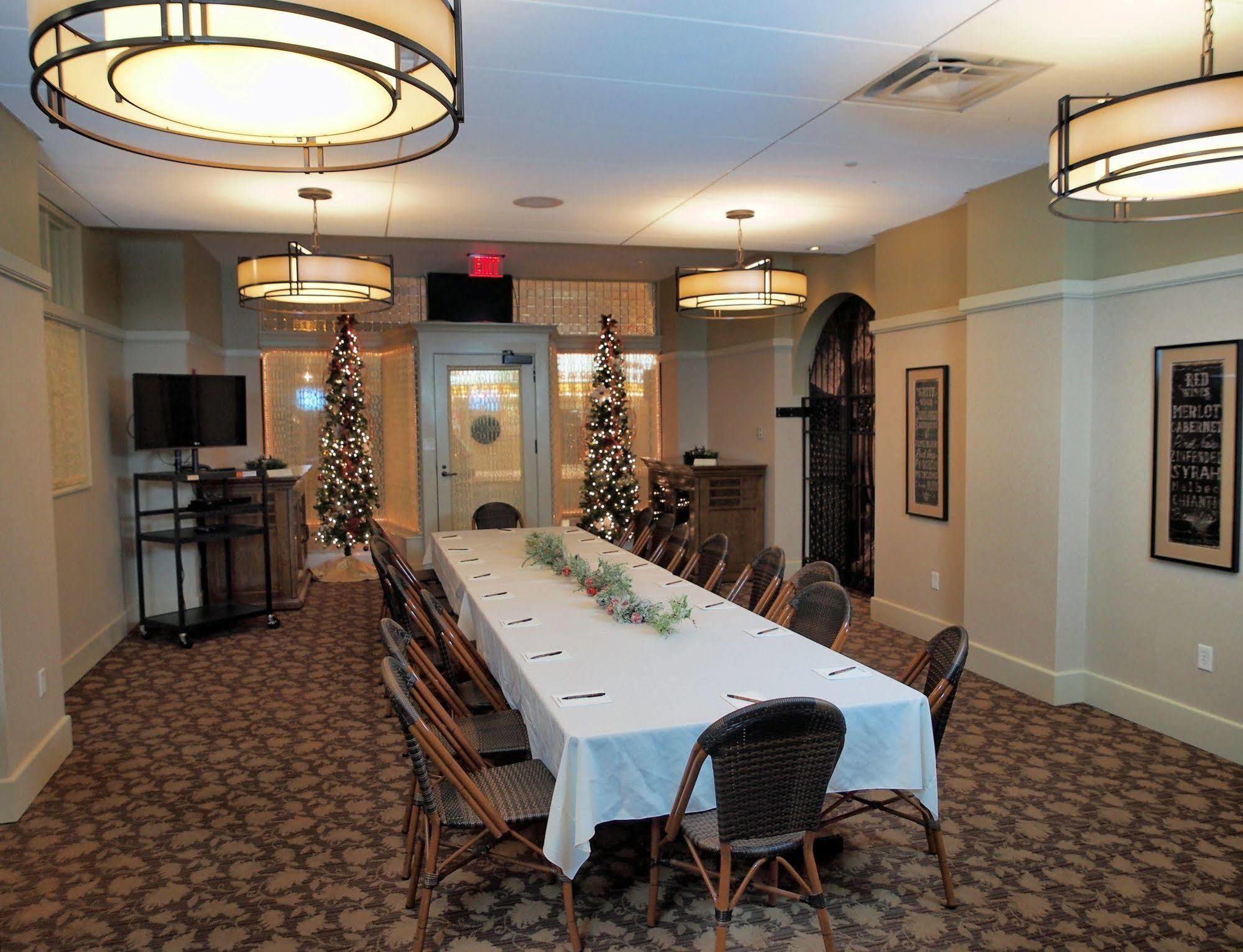 Wabash Charley Creek Inn מראה חיצוני תמונה