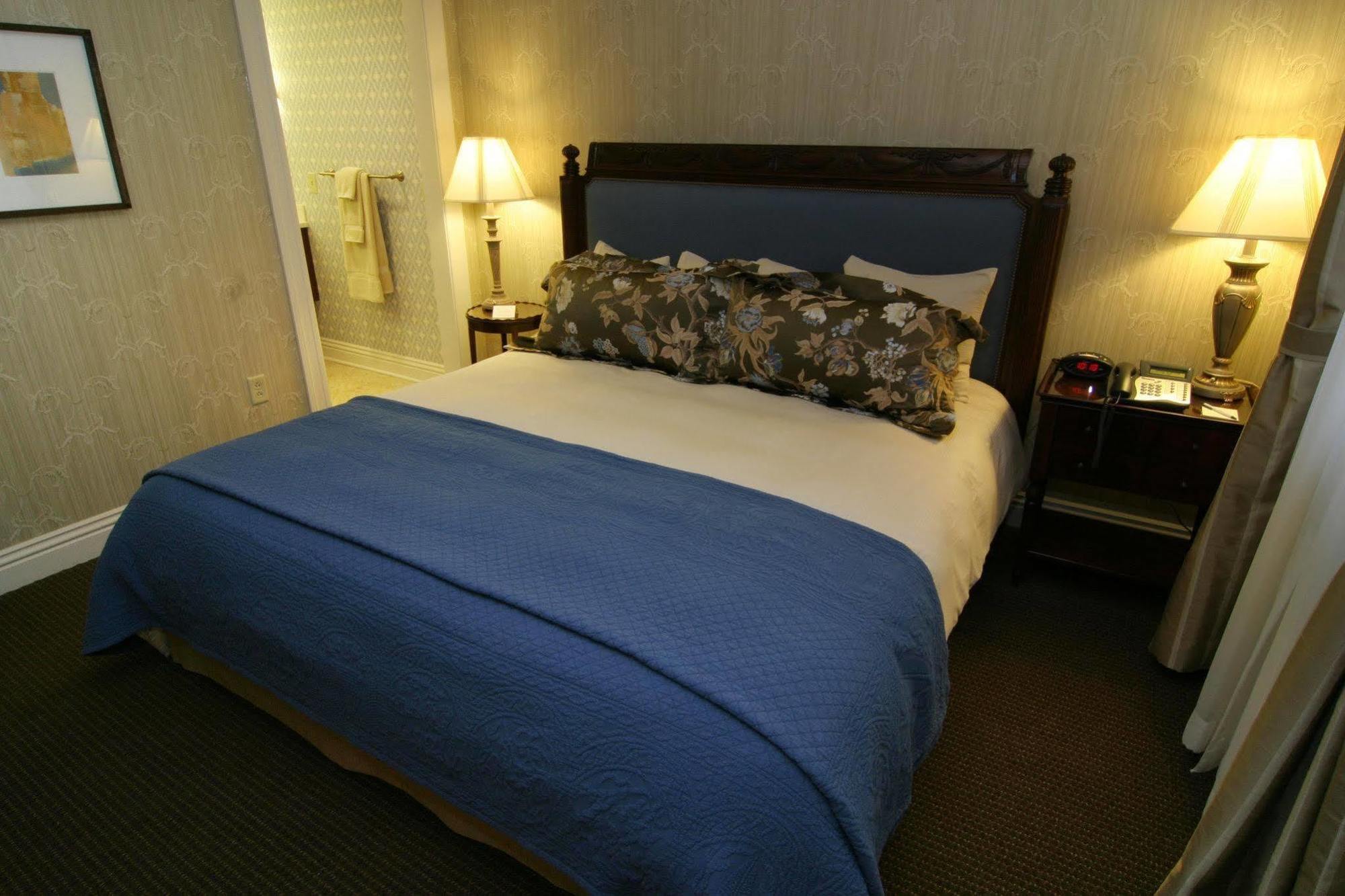 Wabash Charley Creek Inn מראה חיצוני תמונה
